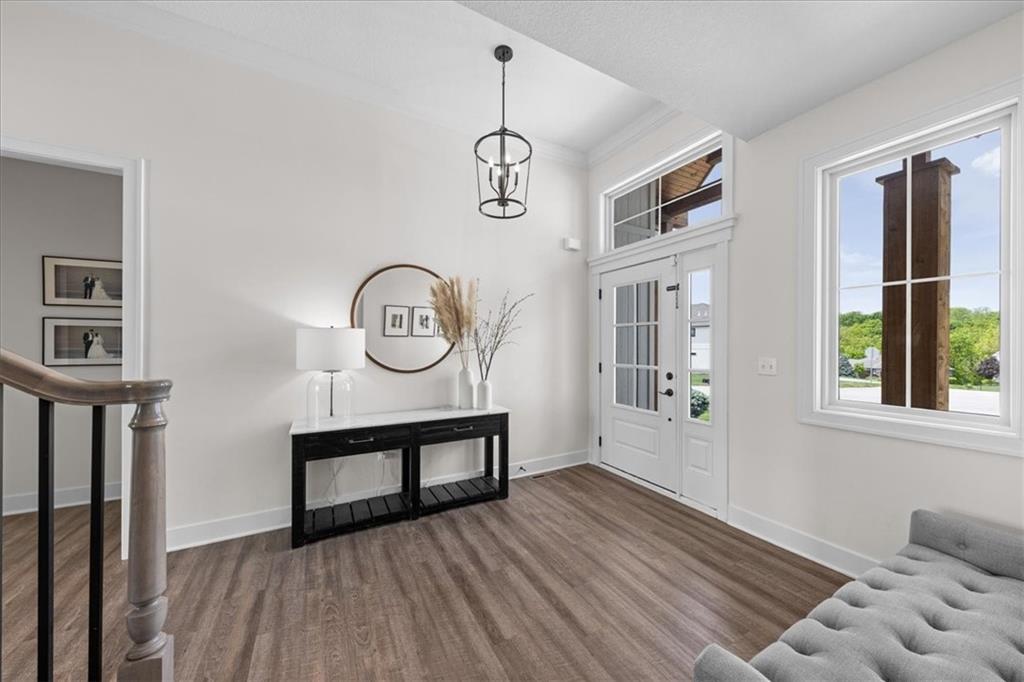 5587 Thousand Oaks Drive