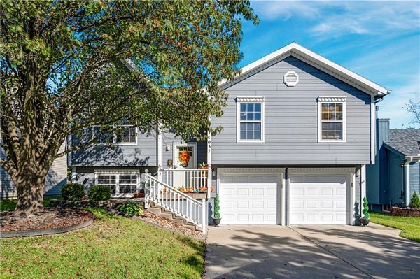 11037 N LEWIS AVE, KANSAS CITY, MO 64157 - Image 34c30fa7331e45ac6aede63732dde005/1949067536