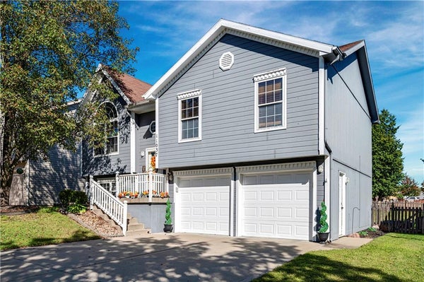 11037 N LEWIS AVE, KANSAS CITY, MO 64157 - Image 34c30fa7331e45ac6aede63732dde005/2811703763