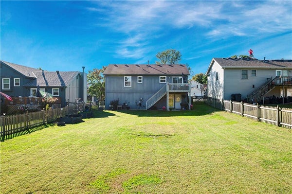11037 N LEWIS AVE, KANSAS CITY, MO 64157 - Image 34c30fa7331e45ac6aede63732dde005/3896778703