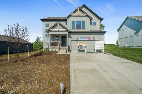 408 Woodview Drive, Raymore, MO 64083 - MLS#: 2505394