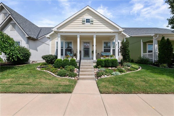 408 E 31ST AVE, KANSAS CITY, MO 64116 - Image 34d752eb358cb5a02b3cf4ff7ff4cfb4/2967753044