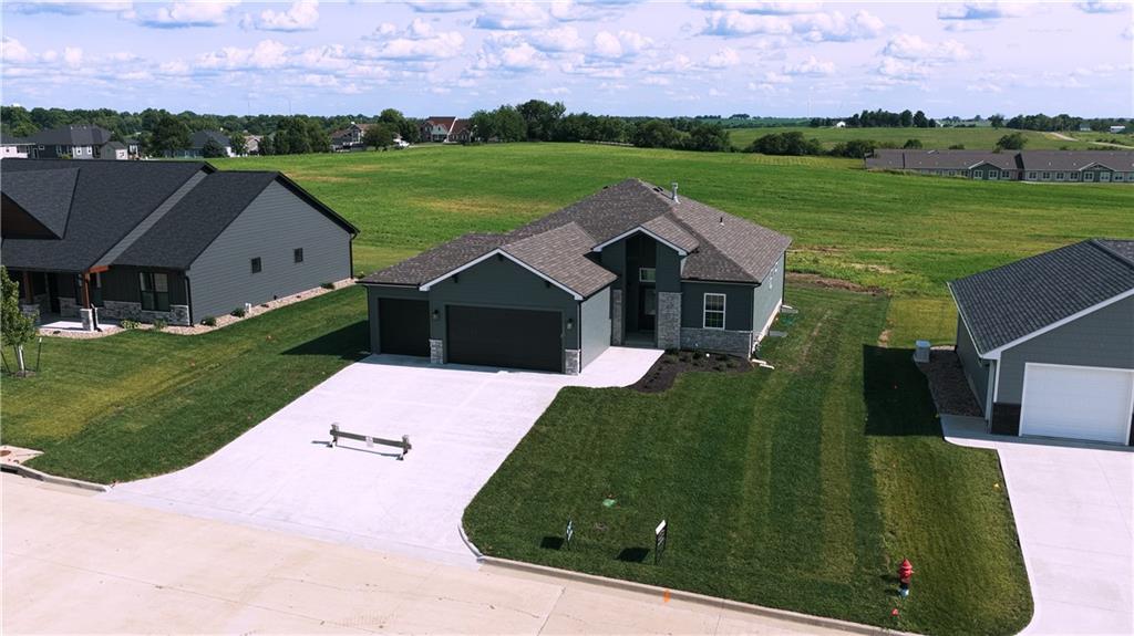 1150 W Edwards Street - Photo 2