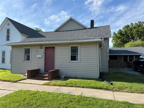 313 E 4th Street Maryville MO 64468