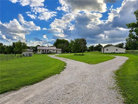 Photo of 810 SW 1101 Road, Holden, MO 64040 (MLS # 2628322)