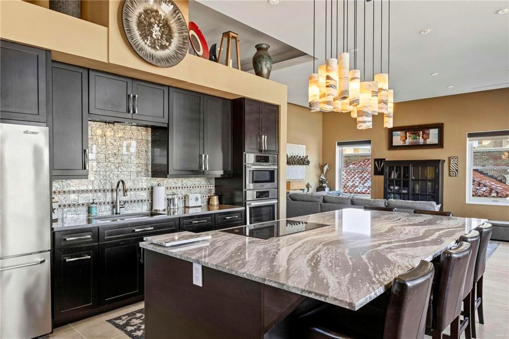 229 Ward Parkway 1001B