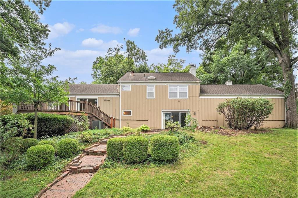 9815 Overbrook Court