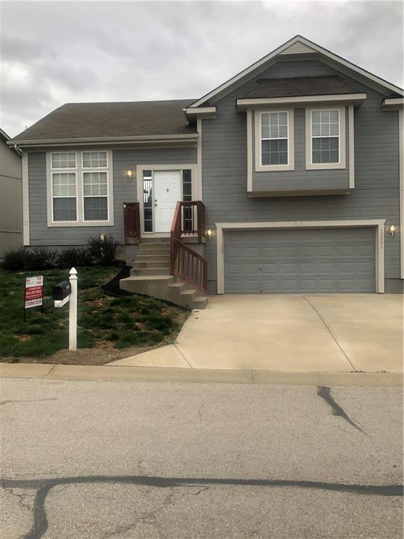 Photo 1 of 22 — 12201 N Atkins Avenue, Kansas City, MO 64163
