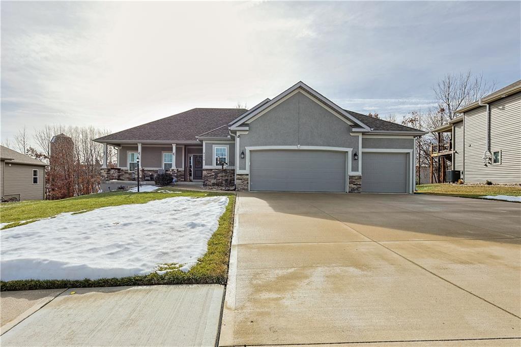 Photo 1 of 66 — 4116 Autumn Ridge Court, St Joseph, MO 64505