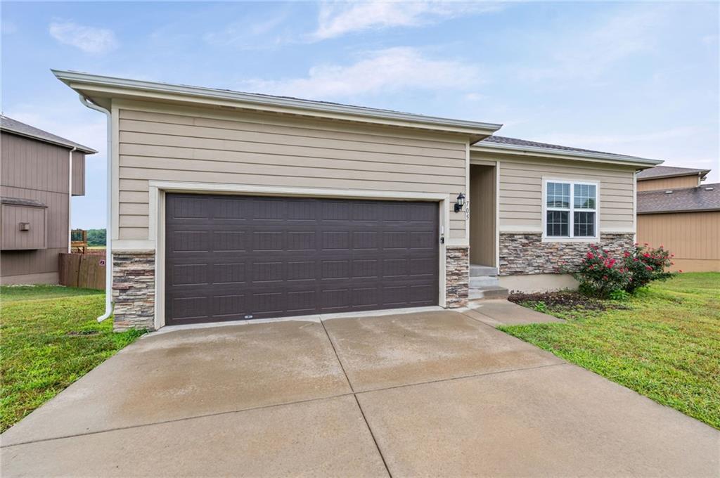705 NW 111th Terrace
