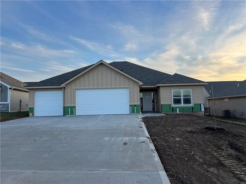 11805 E Ridgeview Court, Peculiar, MO 64078 - MLS#: 2556307