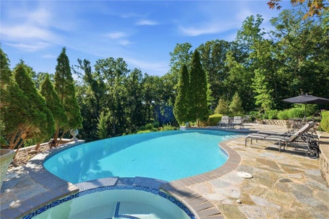 Tiny photo for 1425 Woodbury Drive, Liberty, MO 64068 (MLS # 2625282)