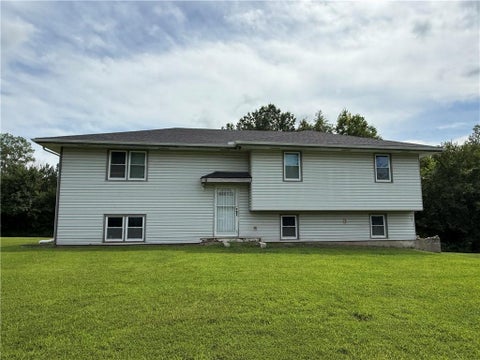 Photo of 12993 Lock Lane, Excelsior Springs, MO 64024 (MLS # 2637338)