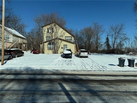 3716-3718 E 9TH Street Kansas City MO 64124