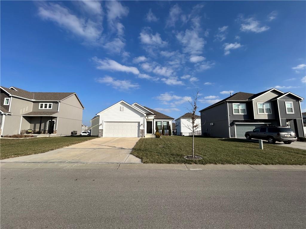 12505 S Woodlawn Drive