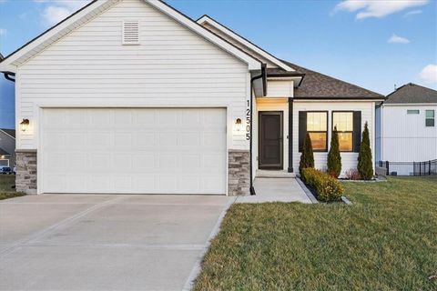 12505 S Woodlawn Drive, Lee\'s Summit, MO 64086 - MLS#: 2592844