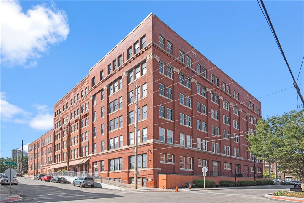 200 Main #411 Street