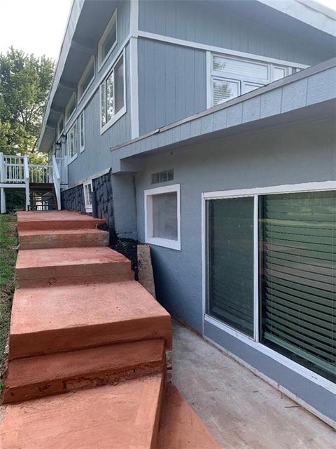 Photo of 16004 Valentine Avenue, Belton, MO 64012 (MLS # 2635935)