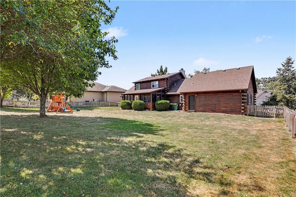 611 N Winnebago Drive