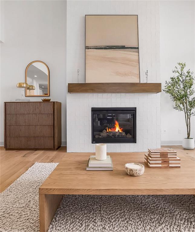 2505 W 175th Place