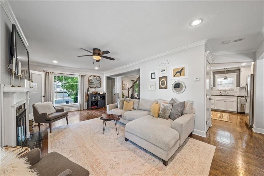 1295 W 71st Terrace