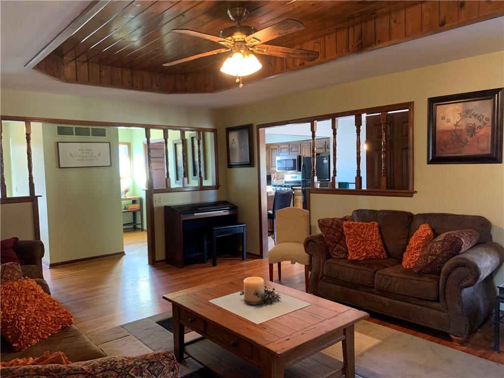 511 SE GRANADA Street