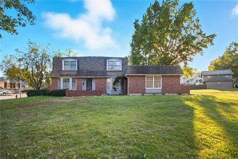 9714 Shepherds Drive Kansas City MO 64131