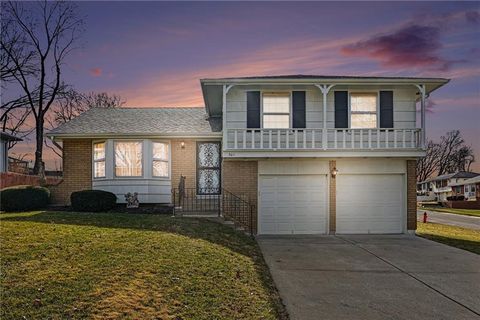 301 E 107th Terrace, Kansas City, MO 64114 - MLS#: 2599045