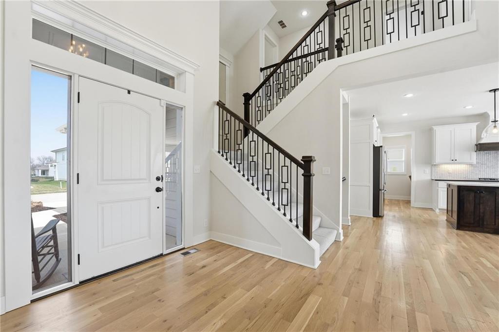 15305 W 172nd Place