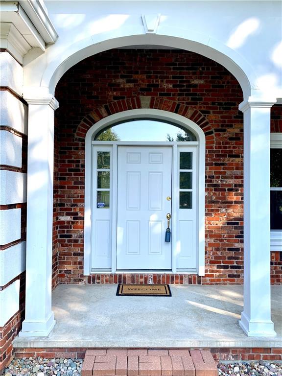 St Joseph, Missouri 64506, United States, 3 Bedrooms Bedrooms, ,2 BathroomsBathrooms,Residential,Pending,39328