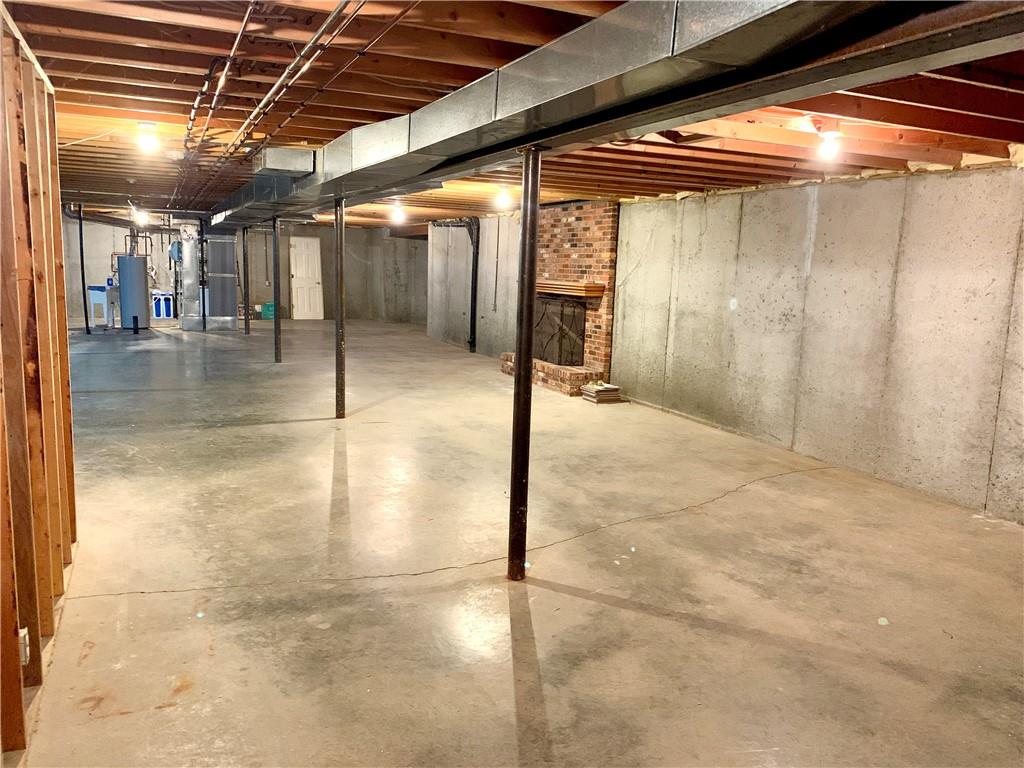 St Joseph, Missouri 64506, United States, 3 Bedrooms Bedrooms, ,2 BathroomsBathrooms,Residential,Pending,39328