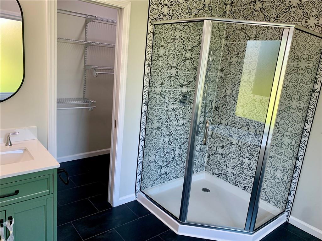 St Joseph, Missouri 64506, United States, 3 Bedrooms Bedrooms, ,2 BathroomsBathrooms,Residential,Pending,39328