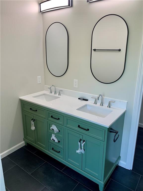 St Joseph, Missouri 64506, United States, 3 Bedrooms Bedrooms, ,2 BathroomsBathrooms,Residential,Pending,39328