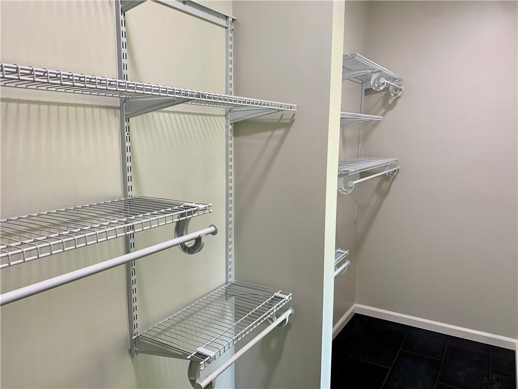 St Joseph, Missouri 64506, United States, 3 Bedrooms Bedrooms, ,2 BathroomsBathrooms,Residential,Pending,39328