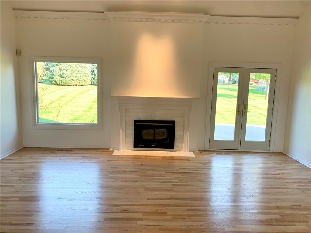 St Joseph, Missouri 64506, United States, 3 Bedrooms Bedrooms, ,2 BathroomsBathrooms,Residential,Pending,39328