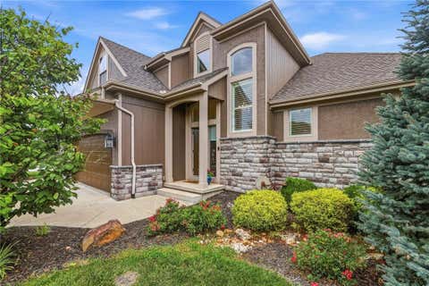 Photo of 16503 S Parkwood Street, Olathe, KS 66062 (MLS # 2633992)
