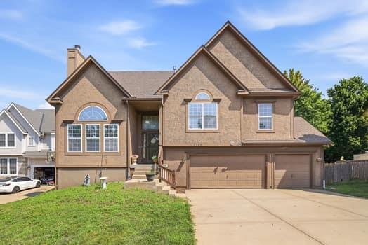 2346 W Piatt Lane