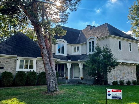 Photo of 3905 W 101st Terrace, Overland Park, KS 66207 (MLS # 2584057) Photo of 3905 W 101st Terrace, Overland Park, KS 66207 (MLS # 2584057)