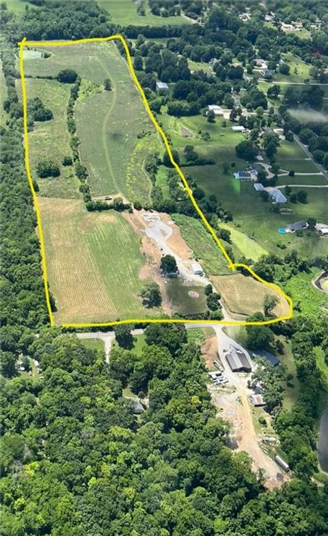 17805 E Union School Road Independence MO 64058