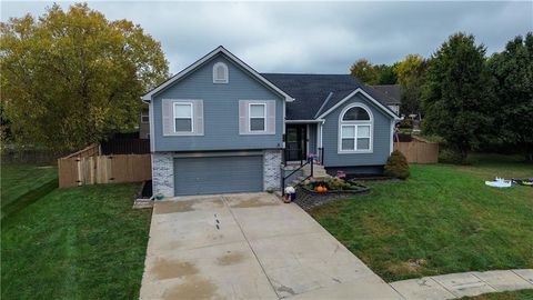 610 Chardonnay Court Raymore MO 64083