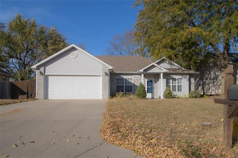 605 W Culton Street, Warrensburg, MO 64093 - #: 2516653