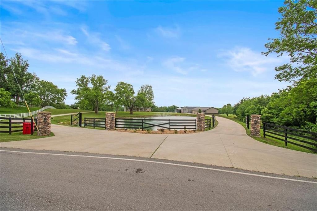 37905 E Round Prairie Road