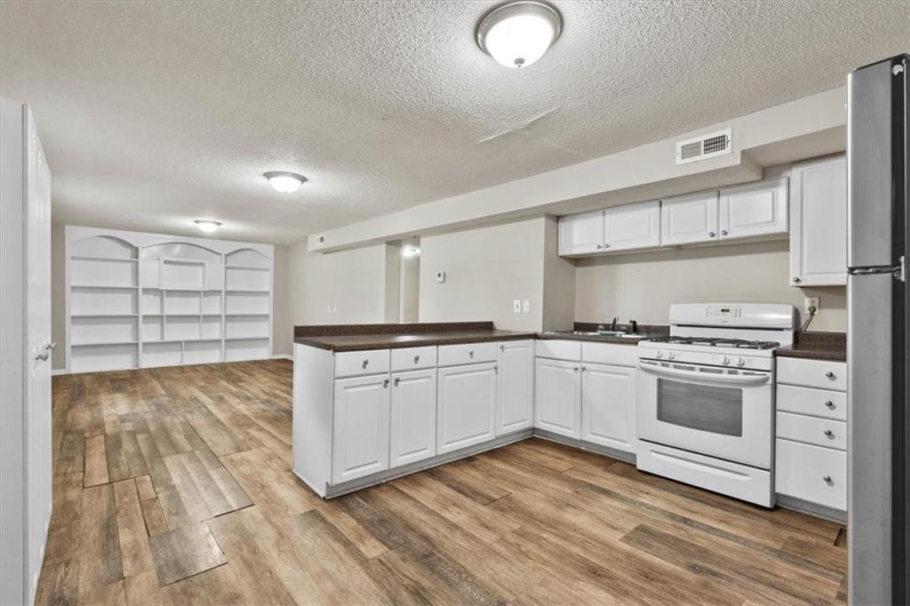 10 W 98th Street