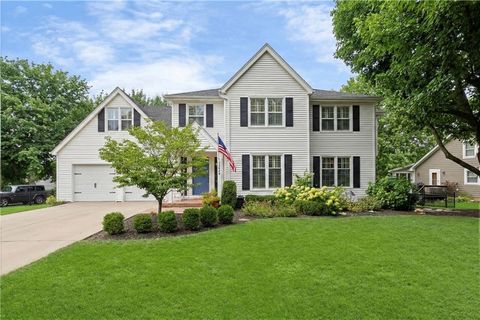 11824 Avila Drive Kansas City MO 64114