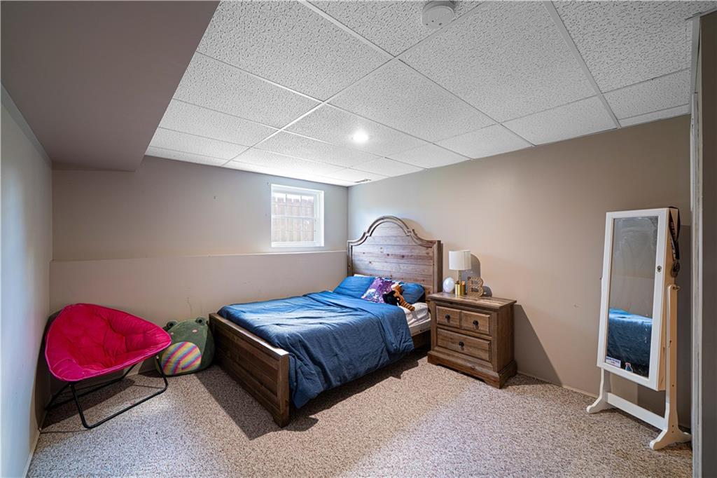 St Joseph, Missouri 64506, United States, 4 Bedrooms Bedrooms, ,3 BathroomsBathrooms,Residential,Pending,138496