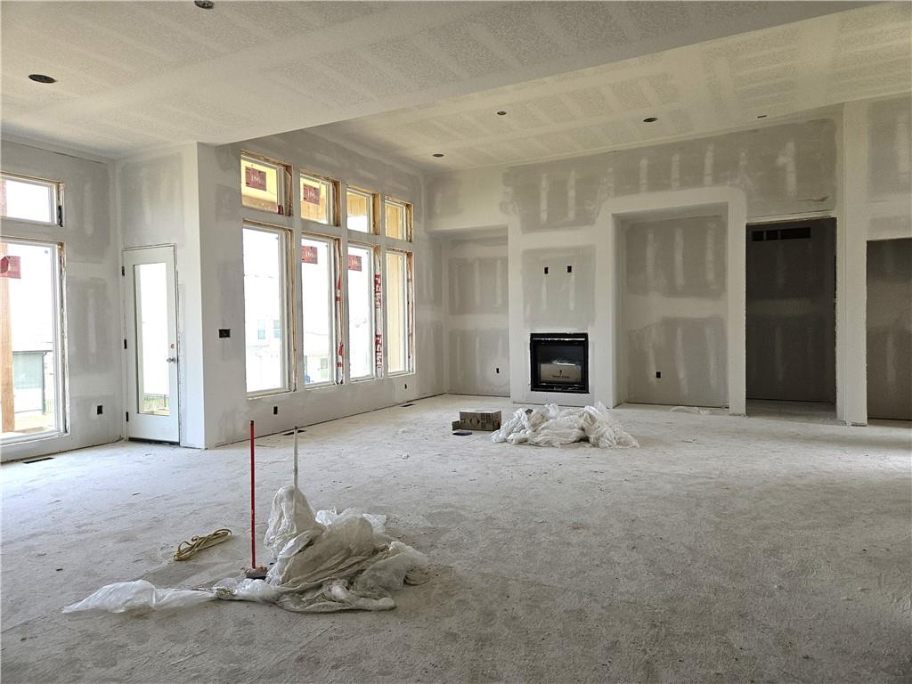 4275 Lake Shore Court