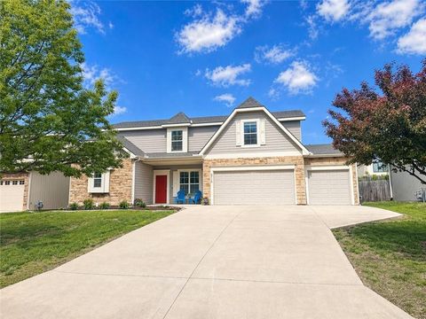 Photo of 5710 Silverstone Drive, Lawrence, KS 66049 (MLS # 2616273)