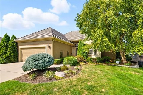 Photo of 14388 S Cody Street, Olathe, KS 66062 (MLS # 2571454)
