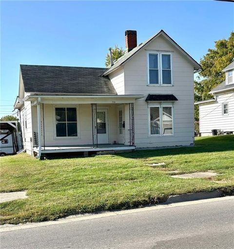 716 E 1st Street Maryville MO 64468