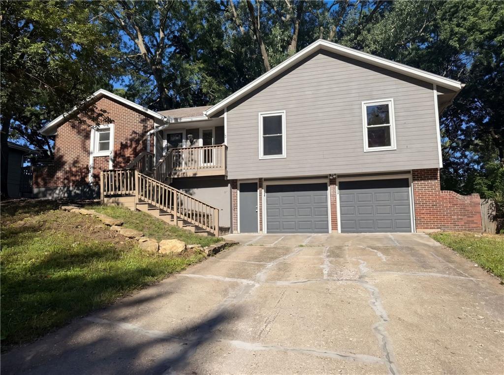 Photo of 205 Ist Street Terrace, Blue Springs, MO 64014 (MLS # 2627281)